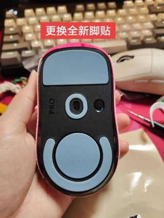 鼠标自己在屏幕上乱动怎么回事？鼠标无线鼠标失灵解决方法