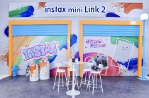 隔空创作乐趣升级 富士instax mini Link 2全新发布