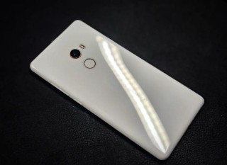 小米Mix2发布会完美结束，小米mix2价格一出全场都沸腾了，还有小米note3、小米笔记本一样也惊艳