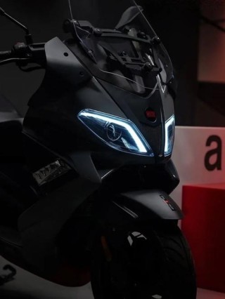 aprilia SRMax250 S版上市 售价26800元