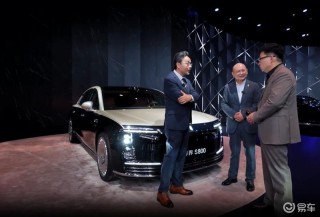2025粤港澳车展：尊界S800亮相