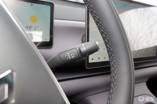 2026款零跑C10开启预售 预售价12.98万元起