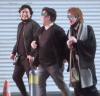 罔顧“來縣自肅”，山田孝之、新田真劍佑等人前往沖繩度假，事務所就報導紛紛回應了。