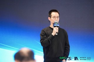 「奇富科技」发布AI智能助手及数字普惠信贷平台，与上海产业联盟达成合作