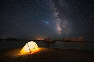 首支12-24mm超广角变焦恒定F2.8 G大师镜头 索尼发布FE 12-24mm F2.8 GM ... ...