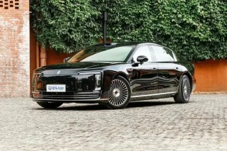 鸿蒙智行：尊界S800大定突破6500台