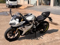 春风250SR赛道版MY22上市 售价21980元