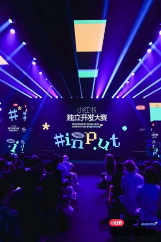 在小红书上，怎么长出了这些脑洞大开的 AI 应用 - 附产品推荐
