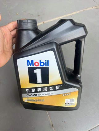 汽车机油0w-20和0w-40的区别，0w20和0w40哪个好？