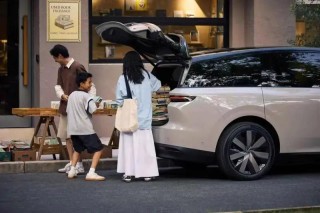 理想i8内饰预告图发布 将于7月29日正式上市