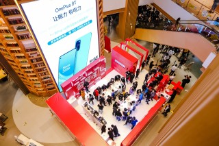 全国七城同步热销 一加 8T Pop-up闪店活动现场火爆