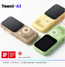 百万青少年日均使用3小时，AI Agent设备「听力熊」认为10后孩子最需要共情｜涌现新项目