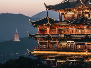 进入多焦段时代 大疆发布首款三摄航拍无人机DJI Mavic 3 Pro