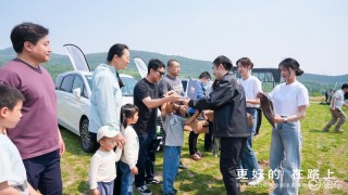 别克GL8陆尚开启全国规模交付 上市两周大定破万