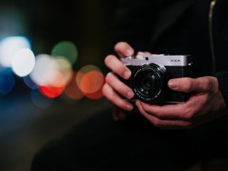 富士胶片发布全新FUJIFILM X-E4无反数码相机