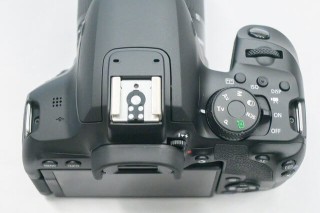 背部按键有变 EOS 850D细节照曝光