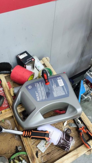 灰壳5W30和5W40区别，换灰壳5W40全合成感受如何