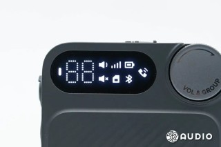 拆解Xiaomi小米运动对讲机 内置两颗敏芯股份的MEMS麦克风组成拾音阵列