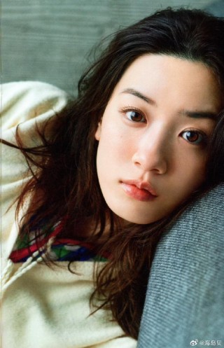 【寫真集】永野芽郁首部寫真集確定推出！穿上私服，造型由自己一手包辦～