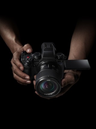 更加强劲的拍摄能力 松下LUMIX S5IIX荣获iF Design设计奖
