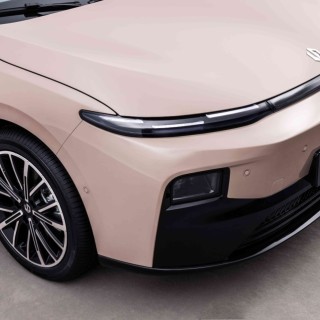 B01：9.58万续航550km，11.38万搭激光雷达