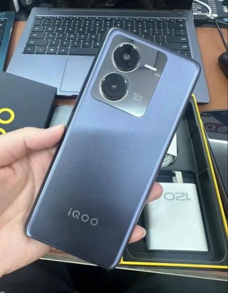 iQOO Z8 手机官宣 8 月 31 日发布