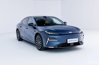 2025上海车展：吉利银河星耀8两款新车型预售13.38万起