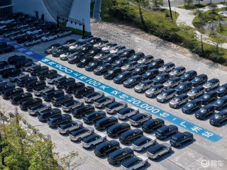 领克900上市百天交付突破2万台 定位大型插混SUV