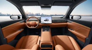 深蓝S05 620km长续航版上市 售价12.99万元起