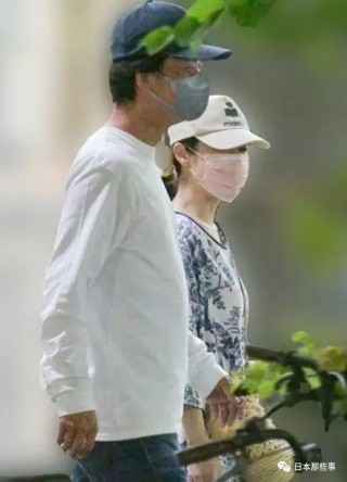 日媒爆椎名桔平＆原田知世戀愛中～ 烤肉約會很甜蜜。