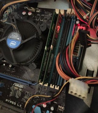 电脑加内存条是否需要重装系统吗？