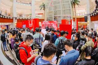全国七城同步热销 一加 8T Pop-up闪店活动现场火爆