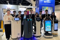 普渡机器人亮相澳大利亚悉尼医疗器械展，展现医疗综合解决方案