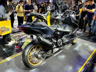 雅马哈新“羊王”TMAX560和T700S上市