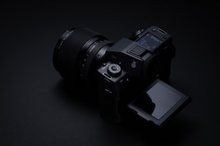 富士胶片发布无反数码相机 FUJIFILM GFX100 II
