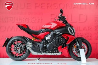 杜卡迪MTS V4&V4S上市 售价21.5-baidu0928.8万