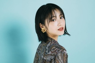 濱邊美波、吉澤亮…… 一演戲就變了個人！盤點私下超怕生的日本演員們。