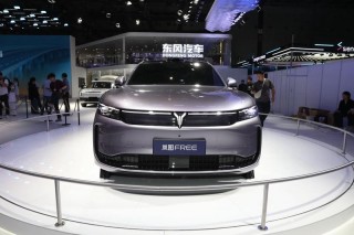 2025上海车展：岚图FREE+亮相