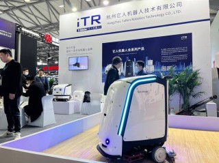 科沃斯携商用清洁机器人新品重磅亮相2024 CCE清洁展！