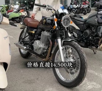 鑫源摩博会五箭齐发 公升巡航 棍王650