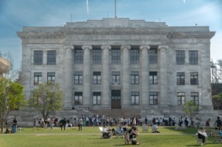 哈佛医学院和牛津大学研究人员开发AI工具来预测病毒进化