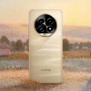 真我13Pro+评测：谁说旗舰机才配拥有好影像？