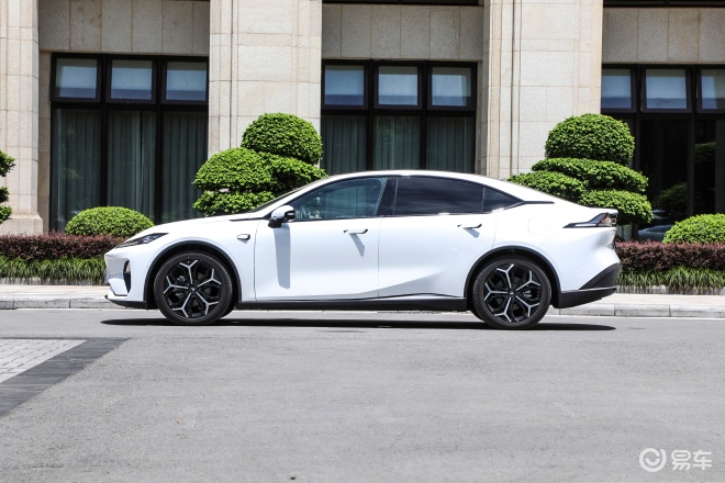 2026款深蓝L07正式上市 权益价售13.59万元起  第4张