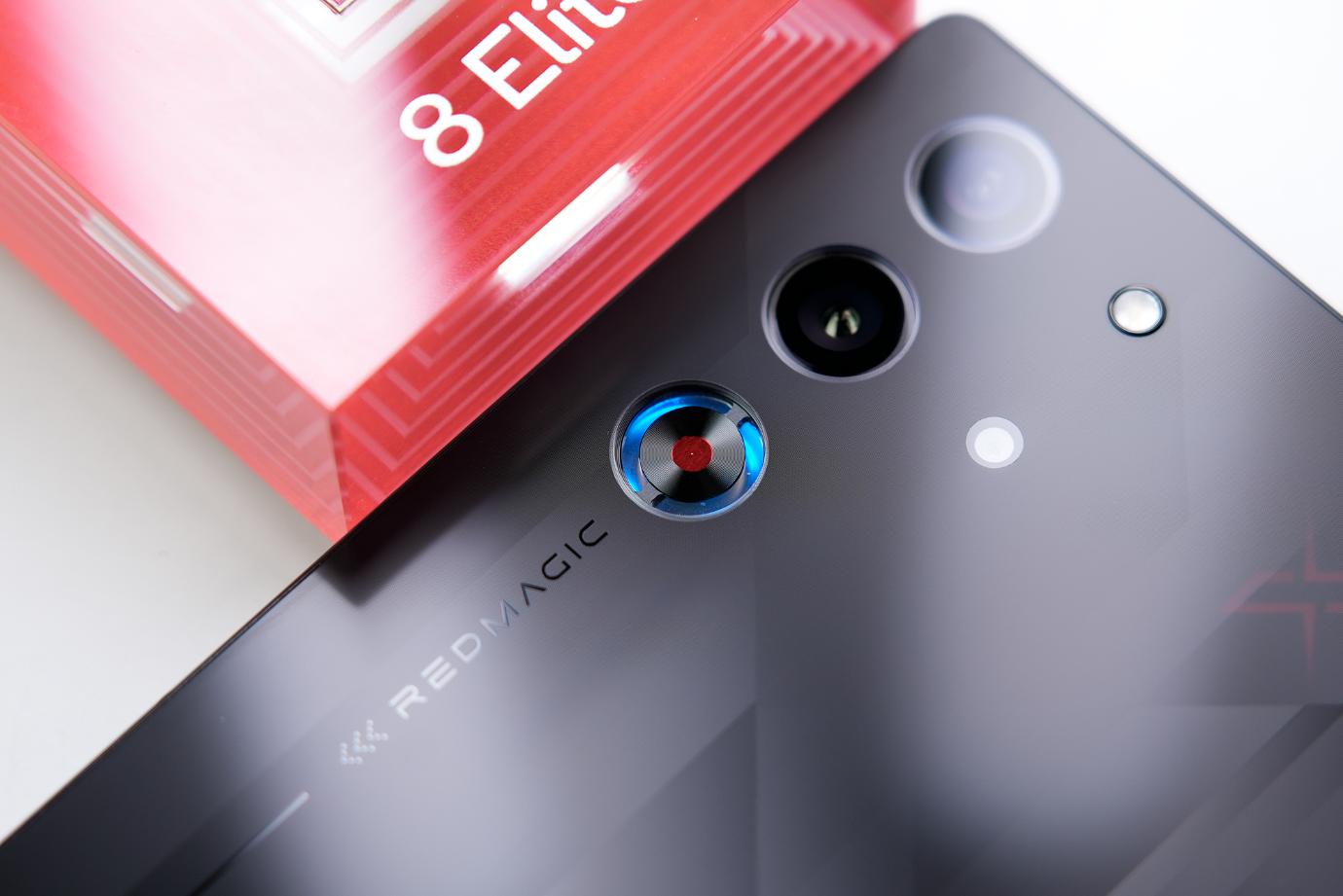 红魔10 Pro+评测：游戏手机的完美答卷  第4张