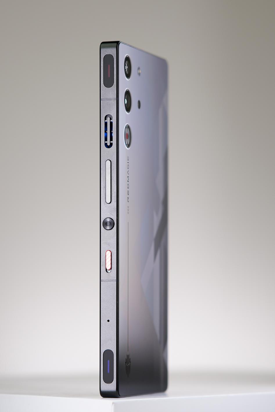 红魔10 Pro+评测：游戏手机的完美答卷  第8张
