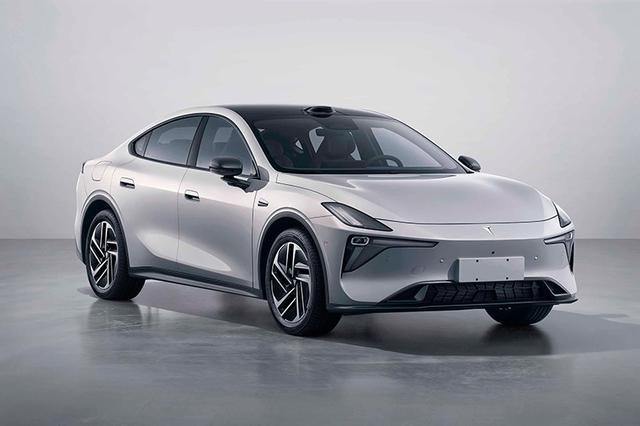 “花瓣”前脸+溜背身姿！深蓝L06官图发布，科技感拉满  第1张