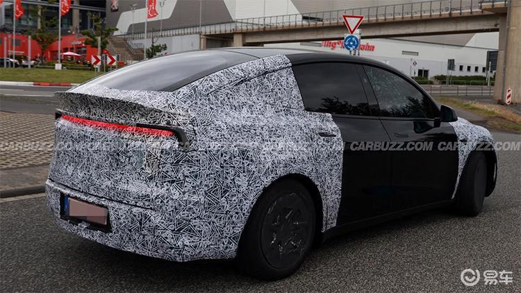 加长版Model Y L现身纽北：长度加长，外观变化不大  第3张