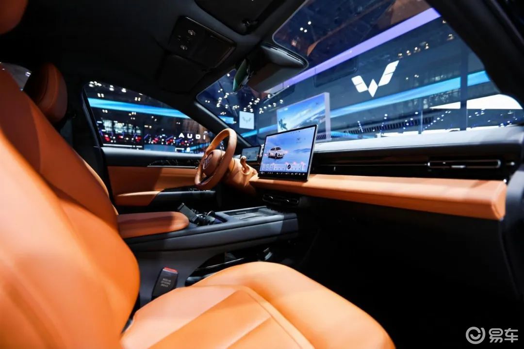 特斯拉Model 3长续航版开售；新款坦克500开启预售  第7张
