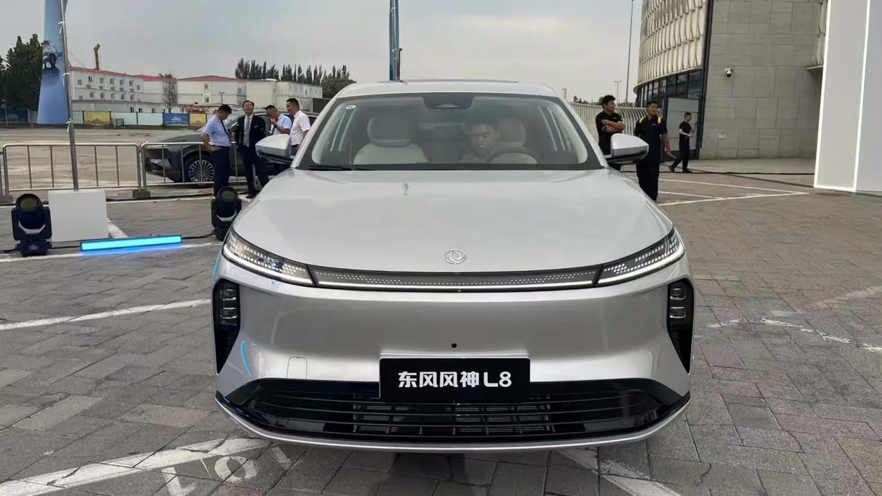 风神L8开启预售，10多万即可拿下，品质对标20万级  第1张