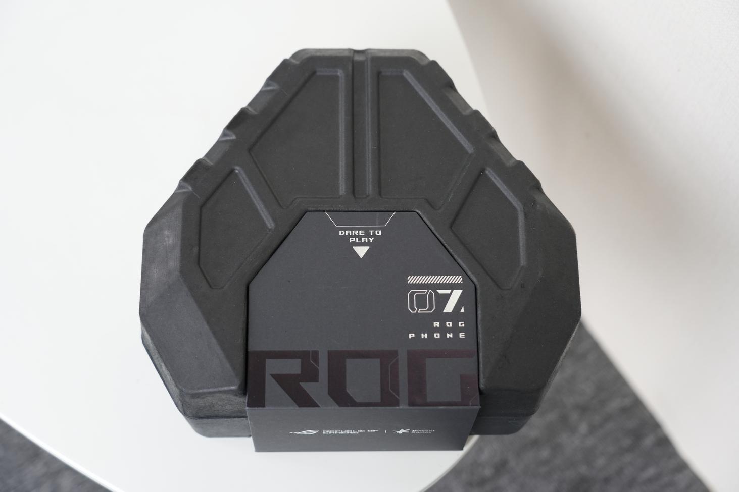 腾讯ROG 游戏手机7 Pro评测：骁龙8Gen2顶级之作 专属“外挂”再升级  第3张